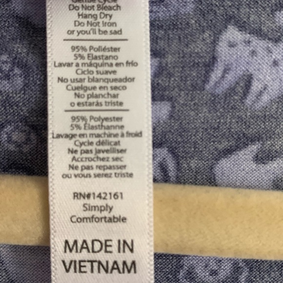 DISNEY Perfect T - NEW with TAGS!!! - Picture 4 of 6